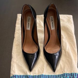 Gently used Steve Madden black leather heels. Women size 9.